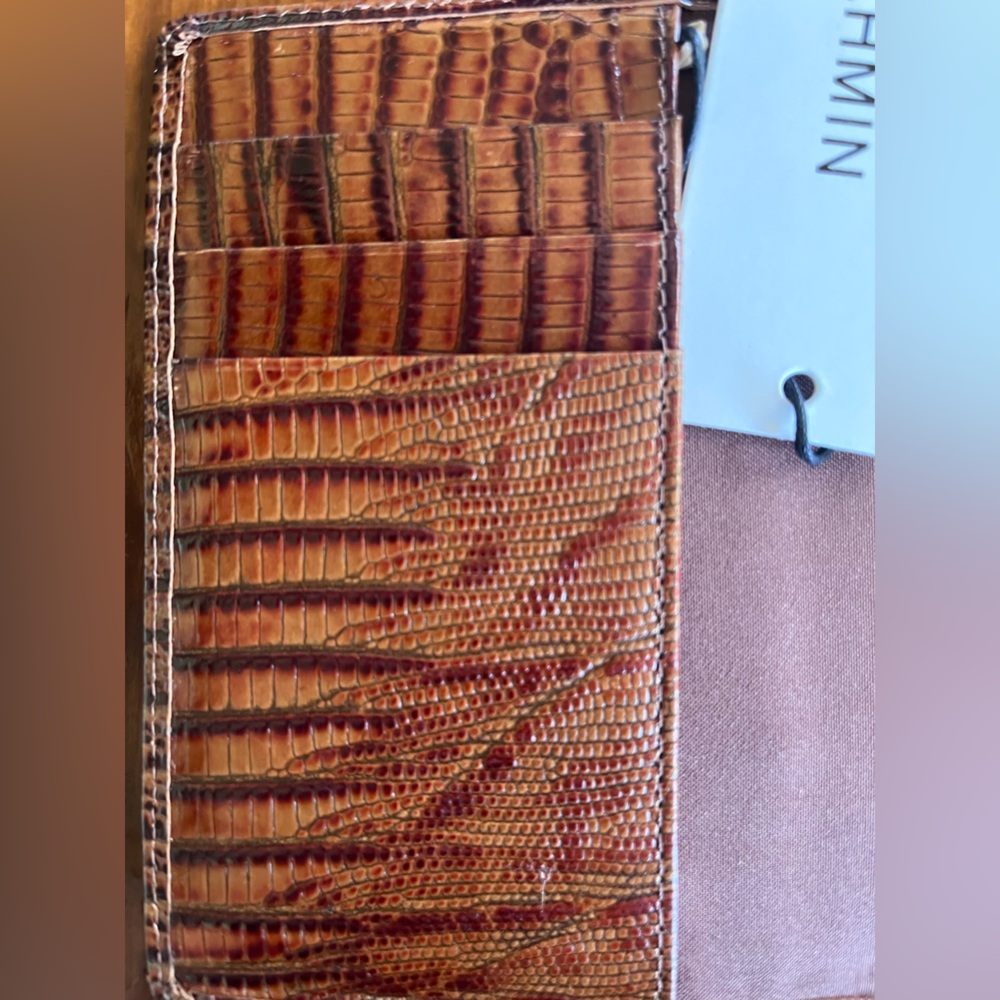 NWT Brahmin Passport Wallet in Caramel All Over Lizard - Picture 6 of 11